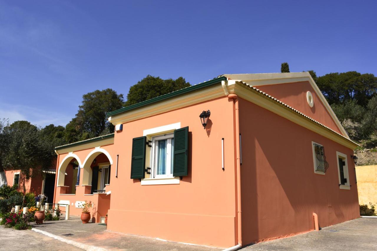 Villa Skafonas Sinarádes Екстериор снимка